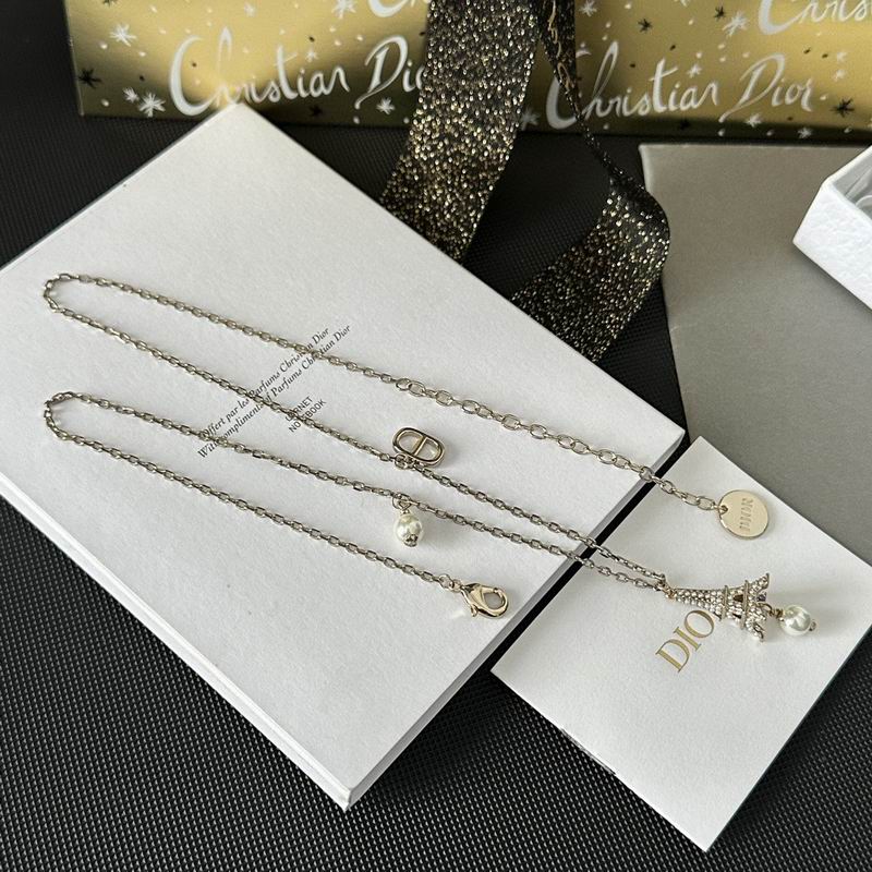 Dior Necklace 03lyr57